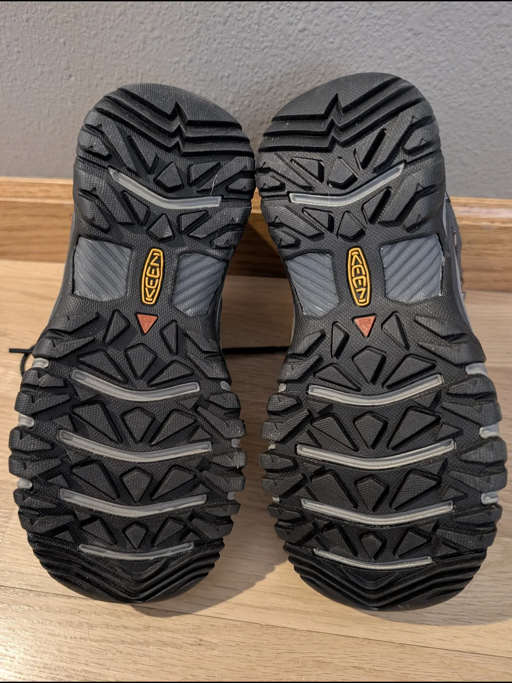 KEEN Kids Grey and Yellow Hiking Boots - Picture 7 of 7